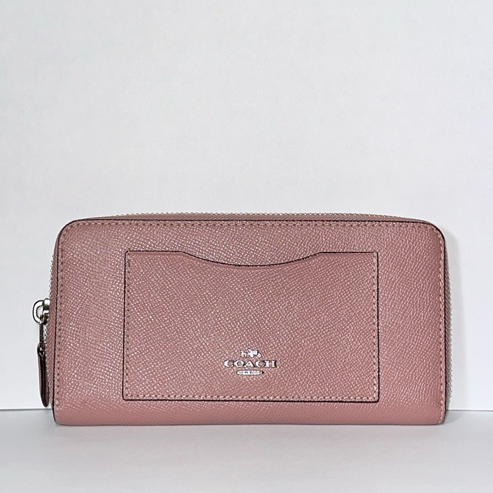 COACH Accordion Zip Wallet In Crossgrain Leather